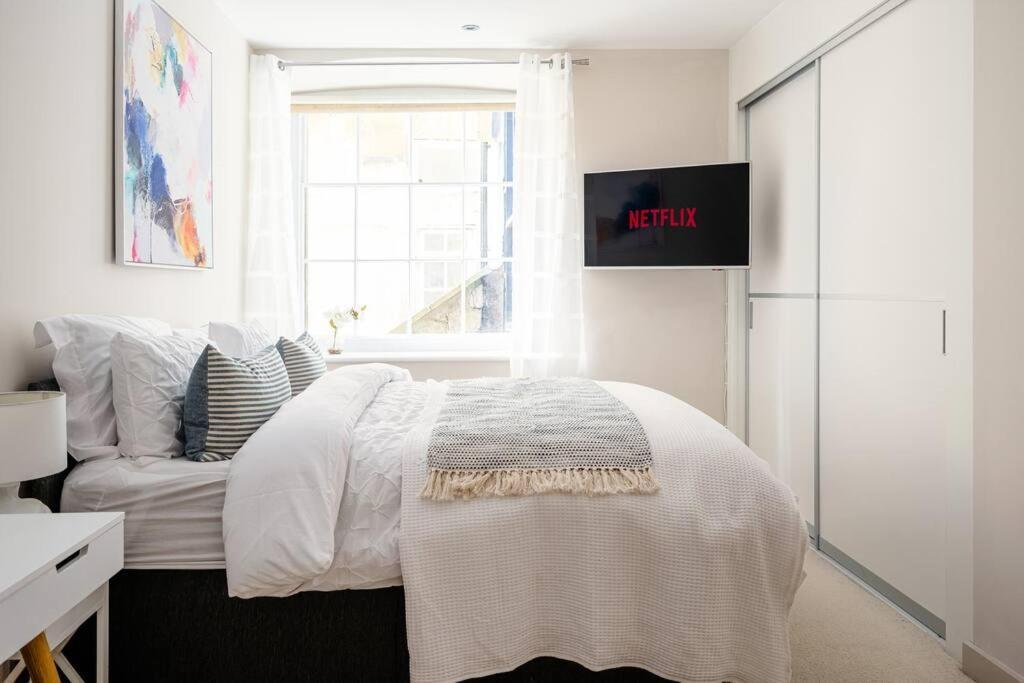 Stunning 2 Bedroom Apartment In Converted Chapel 巴斯 外观 照片