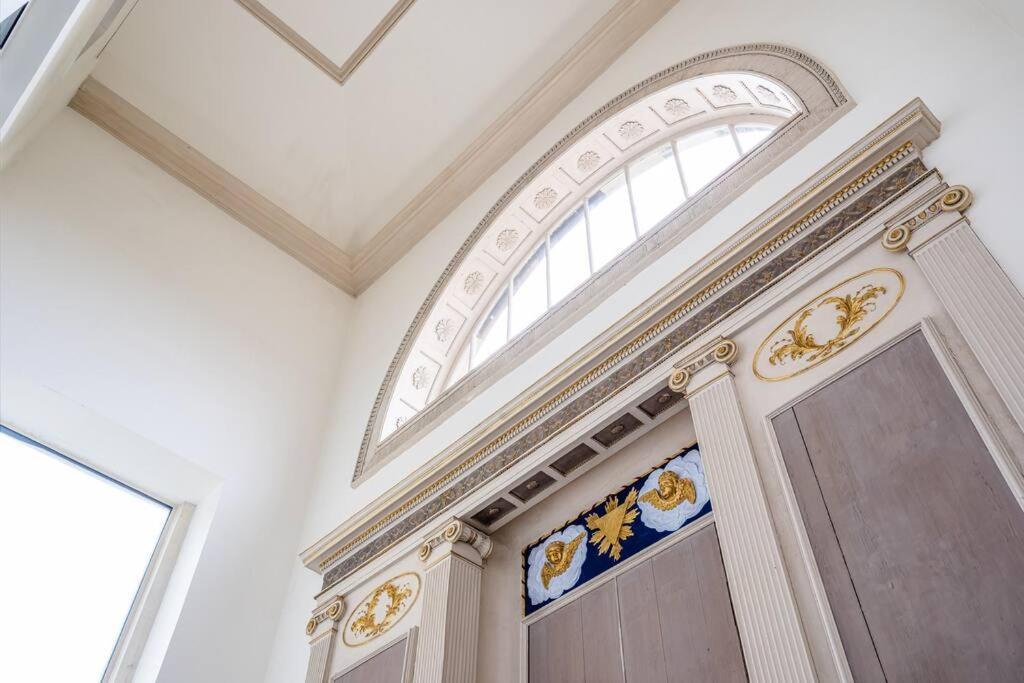 Stunning 2 Bedroom Apartment In Converted Chapel 巴斯 外观 照片