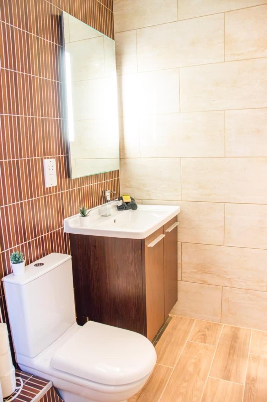 Stunning 2 Bedroom Apartment In Converted Chapel 巴斯 外观 照片